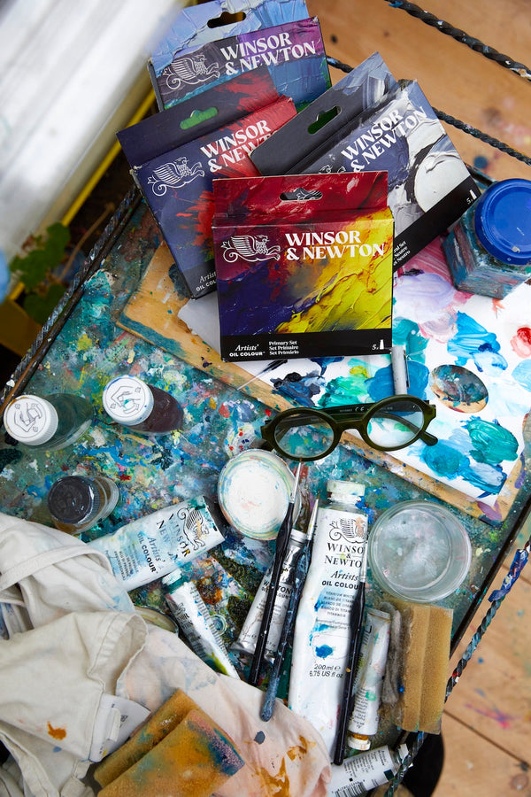 What are the drying times for Winsor & Newton Oil colours?