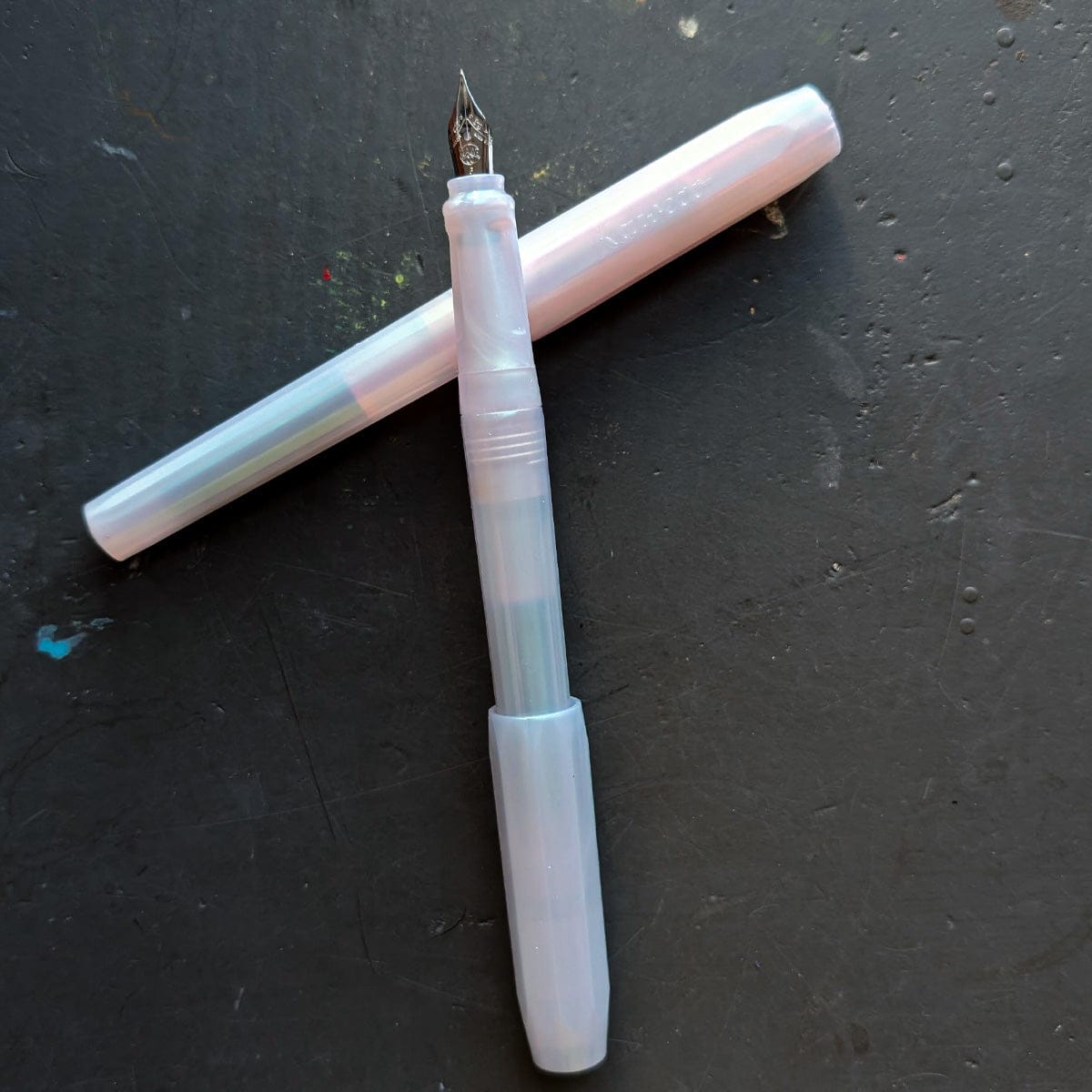 Kaweco - Perkeo Series - Fountain Pens - Iridescent Pearl - both sizes of pen together