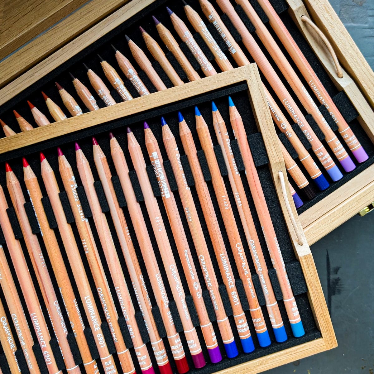 Caran d'Ache Colour Pencil Set Caran d'Ache - Luminance 6901 - Set of 100 Colour Pencils in a Wooden Storage Case