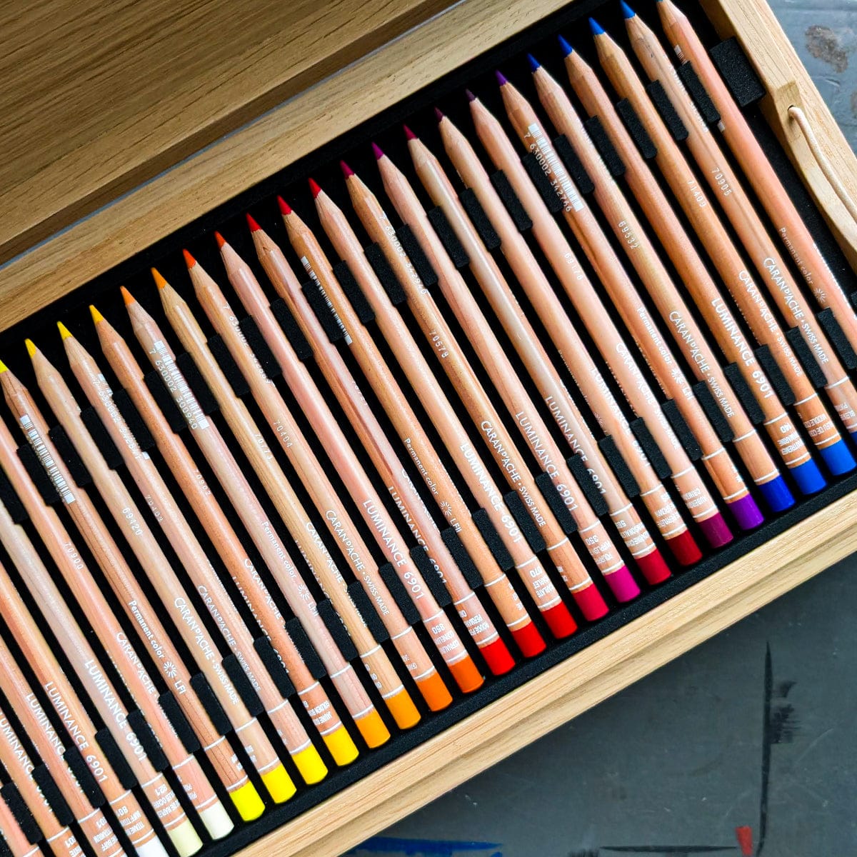 Caran d'Ache Colour Pencil Set Caran d'Ache - Luminance 6901 - Set of 100 Colour Pencils in a Wooden Storage Case