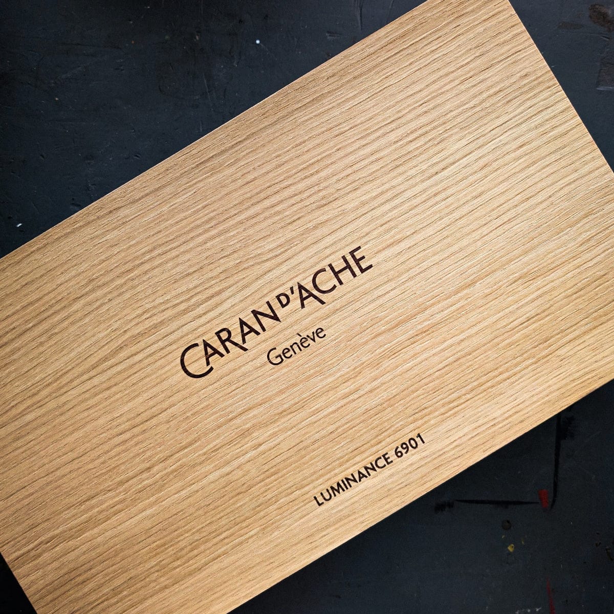 Caran d'Ache Colour Pencil Set Caran d'Ache - Luminance 6901 - Set of 100 Colour Pencils in a Wooden Storage Case