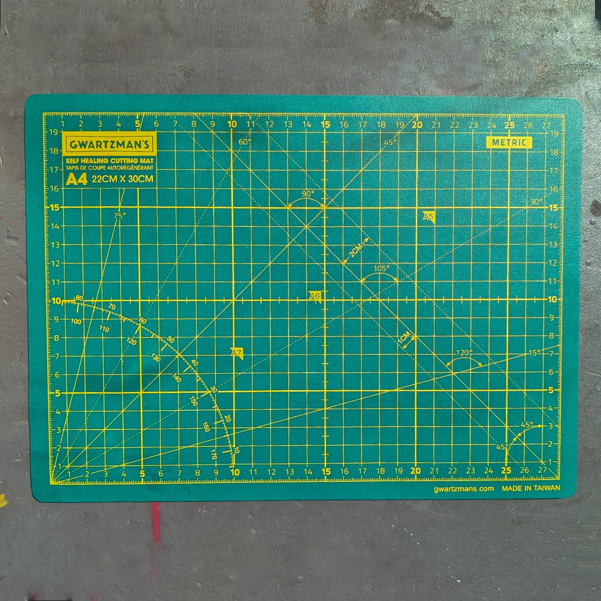 Gwartzman's Art Supplies Cutting Mat Gwartzman's - Self-Healing Cutting Mat - 9x12" - Green