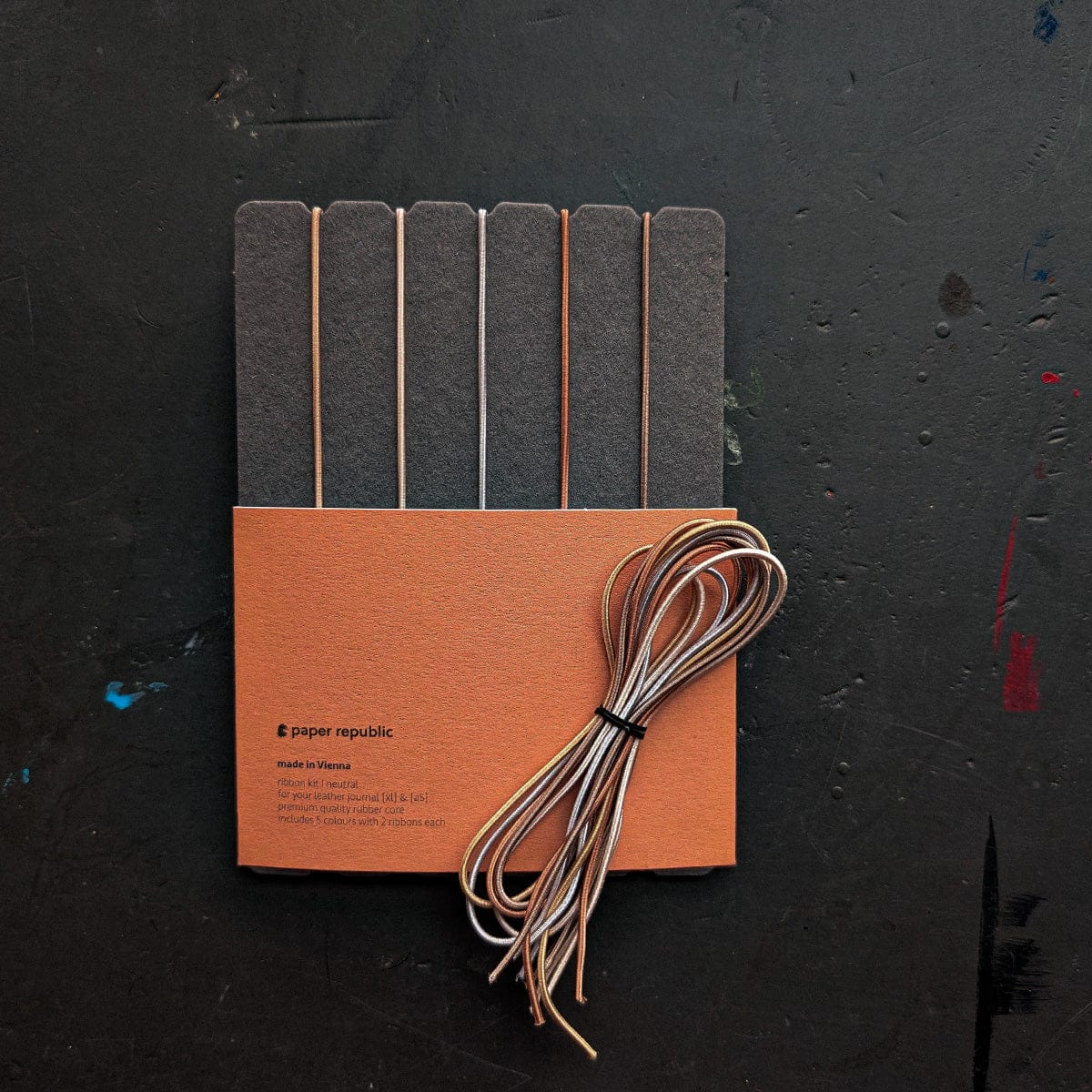 Paper Republic Drawing Accessory Neutral Paper Republic - Grand Voyageur - XL Ribbon Kits