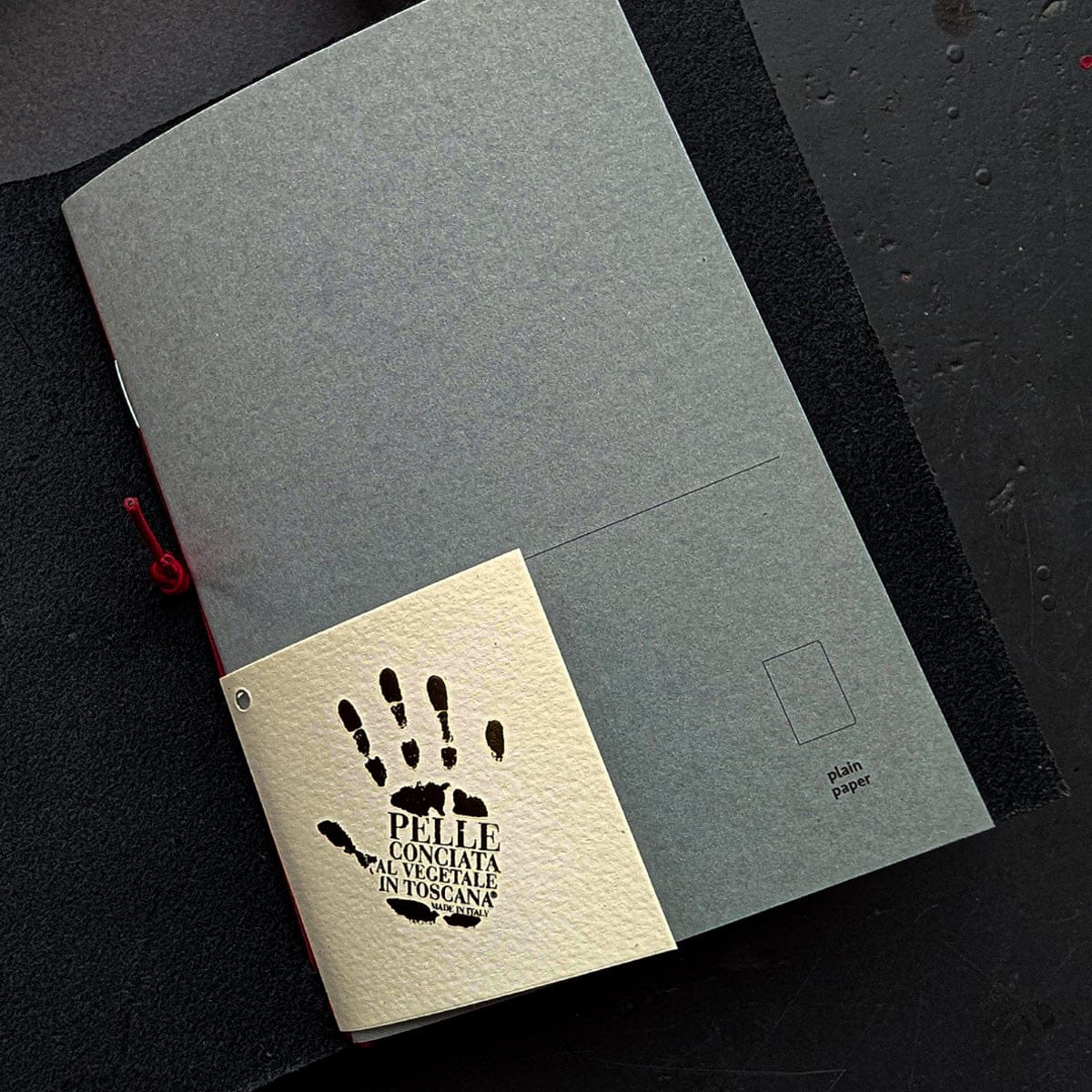 Paper Republic Notebook - Blank Paper Republic - Grand Voyageur - Pocket Leather Journal - Black