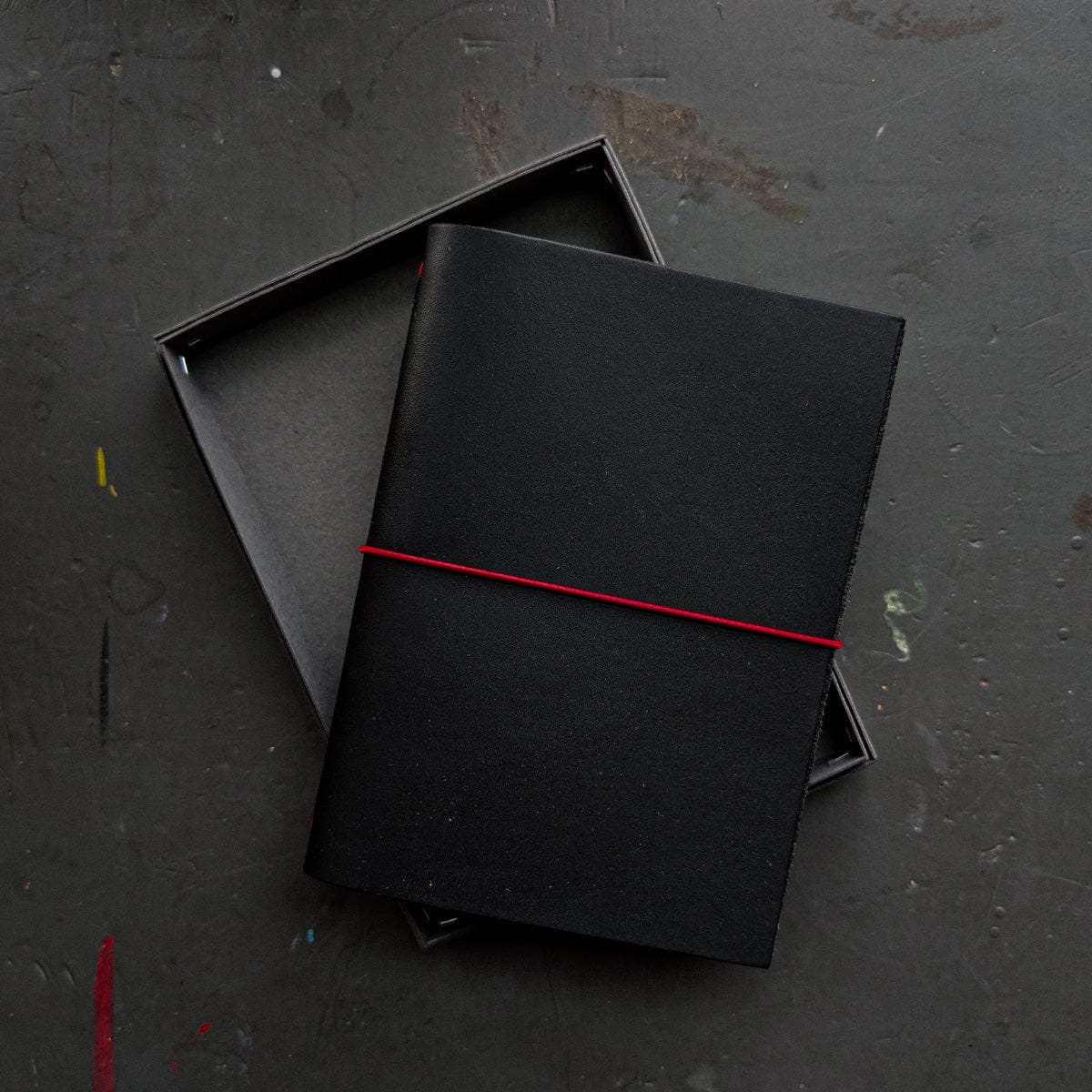 Paper Republic Notebook - Blank Paper Republic - Grand Voyageur - Pocket Leather Journal - Black