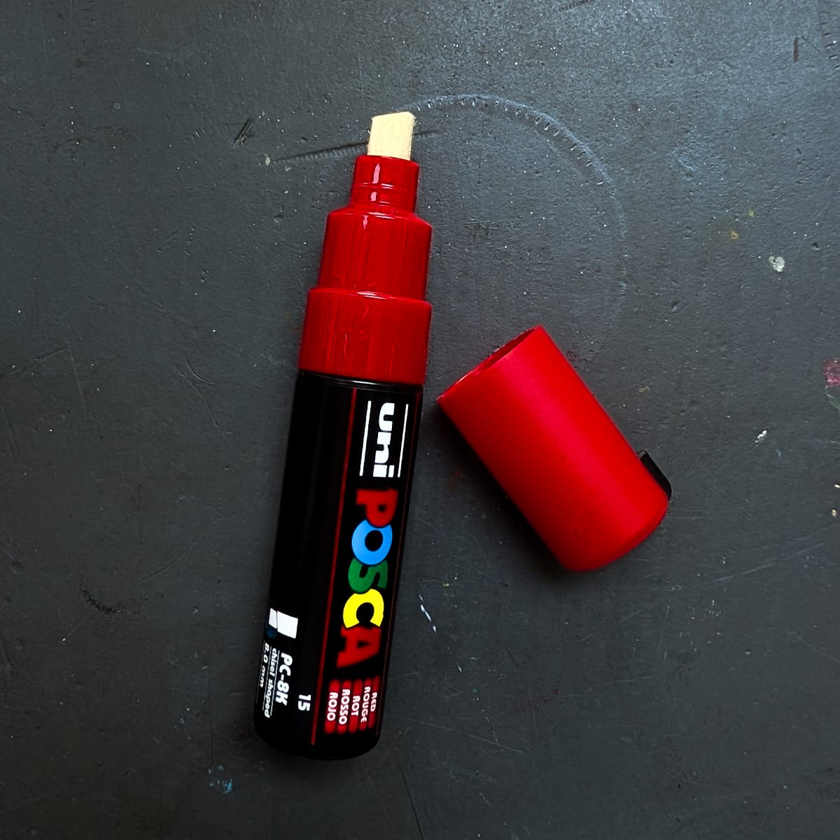 Posca Paint Marker Set Posca - PC-8K - Broad Chisel Tip Paint Markers - Set of 15 Colours