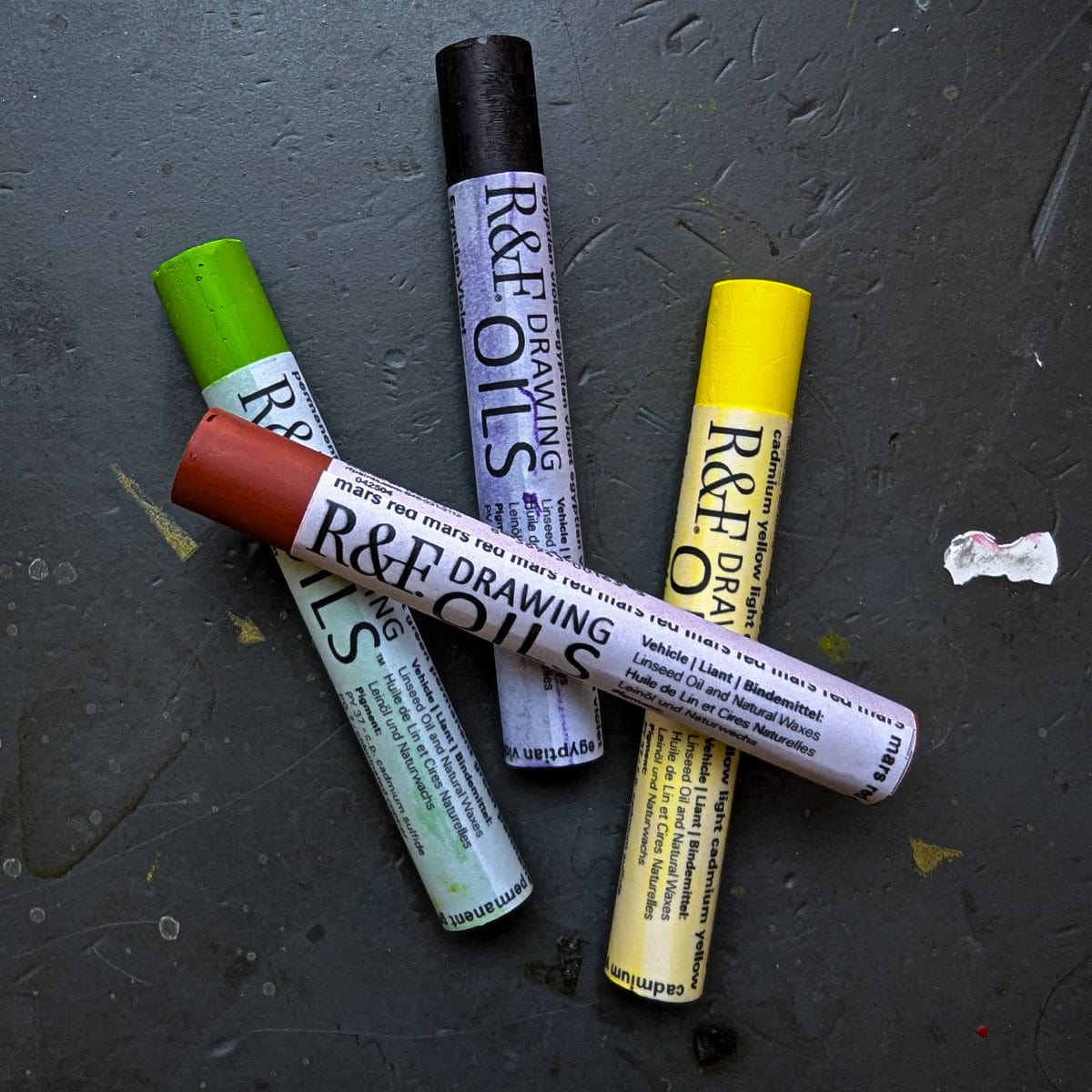R&F Handmade Paints Pigment Stick R&F - Drawing Oils - 12mL Sticks
