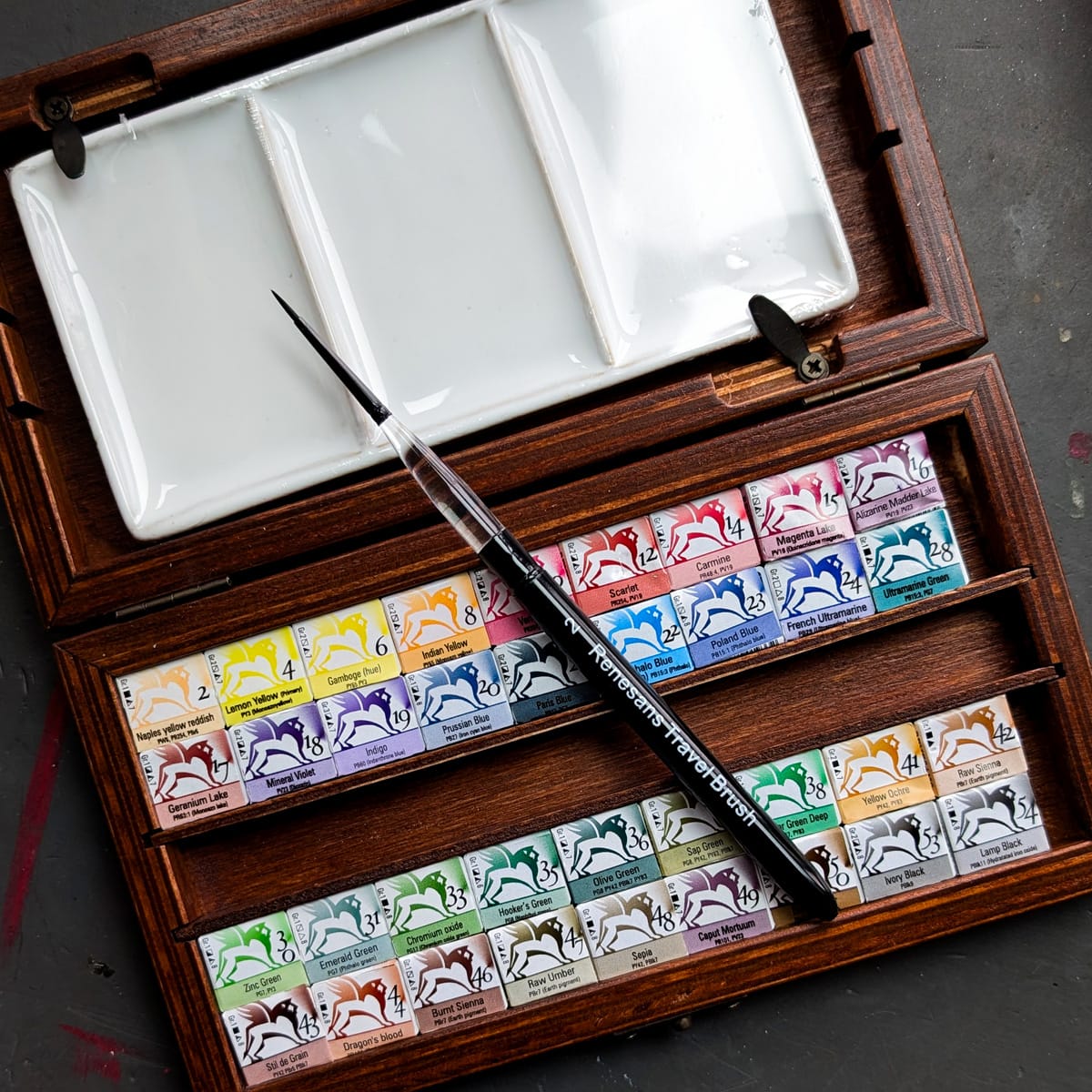 Renesans Watercolour Set Renesans - Extra-Fine Artists' Watercolours - Wooden Box - Set of 36 Half Pans