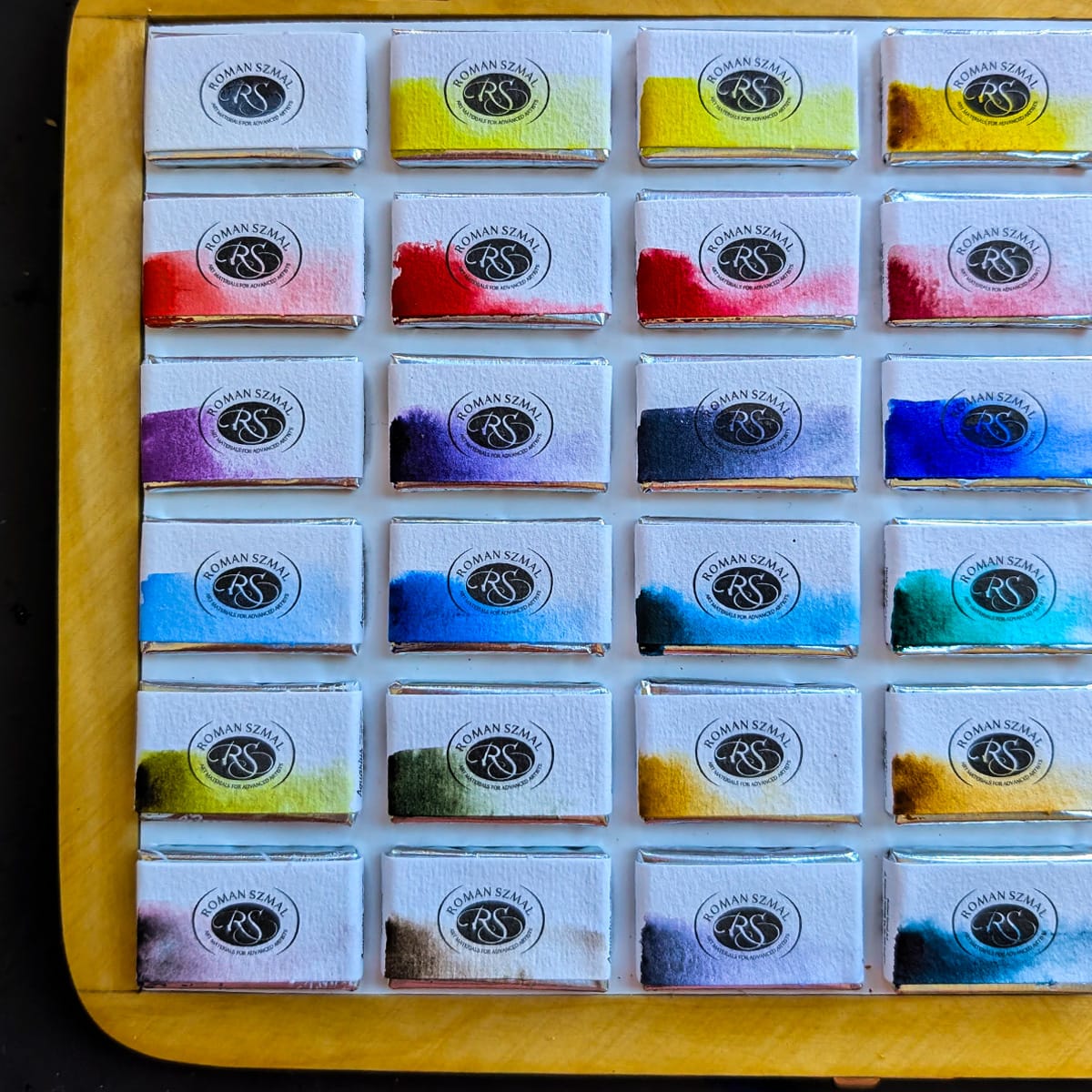 Roman Szmal Watercolour Set Roman Szmal - Aquarius Watercolour Set - Krzysztof Ludwin's Pallette - 36 Full Pans