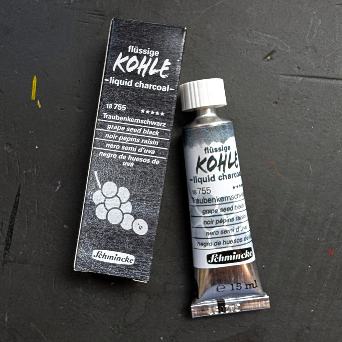 Schmincke Liquid Charcoal Grape Seed Black Schmincke - Liquid Charcoal - 15mL Tubes