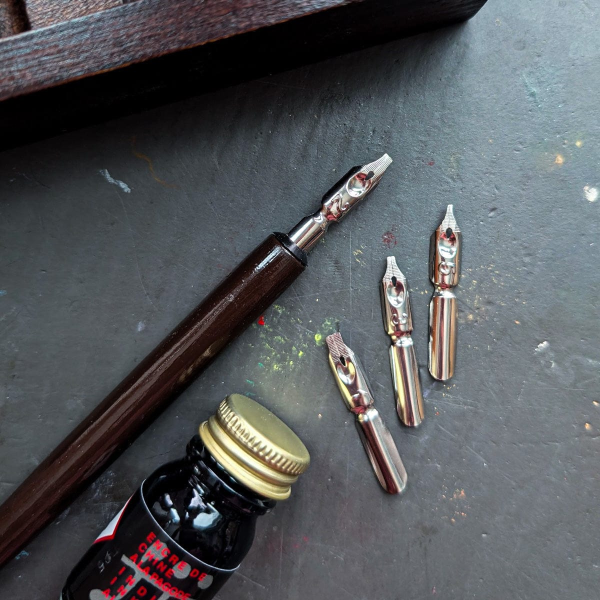 Sennelier Calligraphy Set Sennelier - Calligraphy Ink - Wooden Box Set