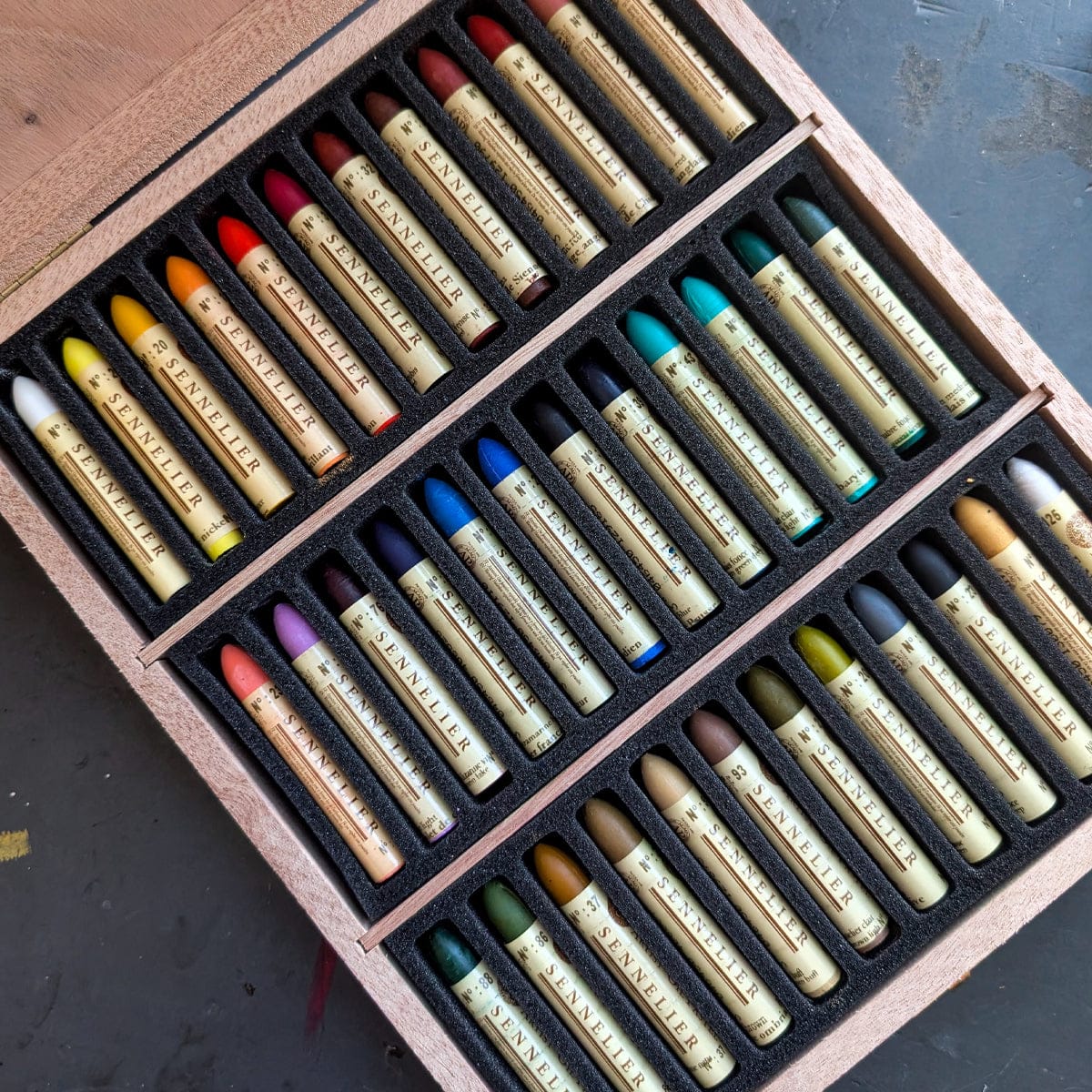 Sennelier Oil Pastel Set Sennelier - Oil Pastels - Wooden Box Set - 36 Colours
