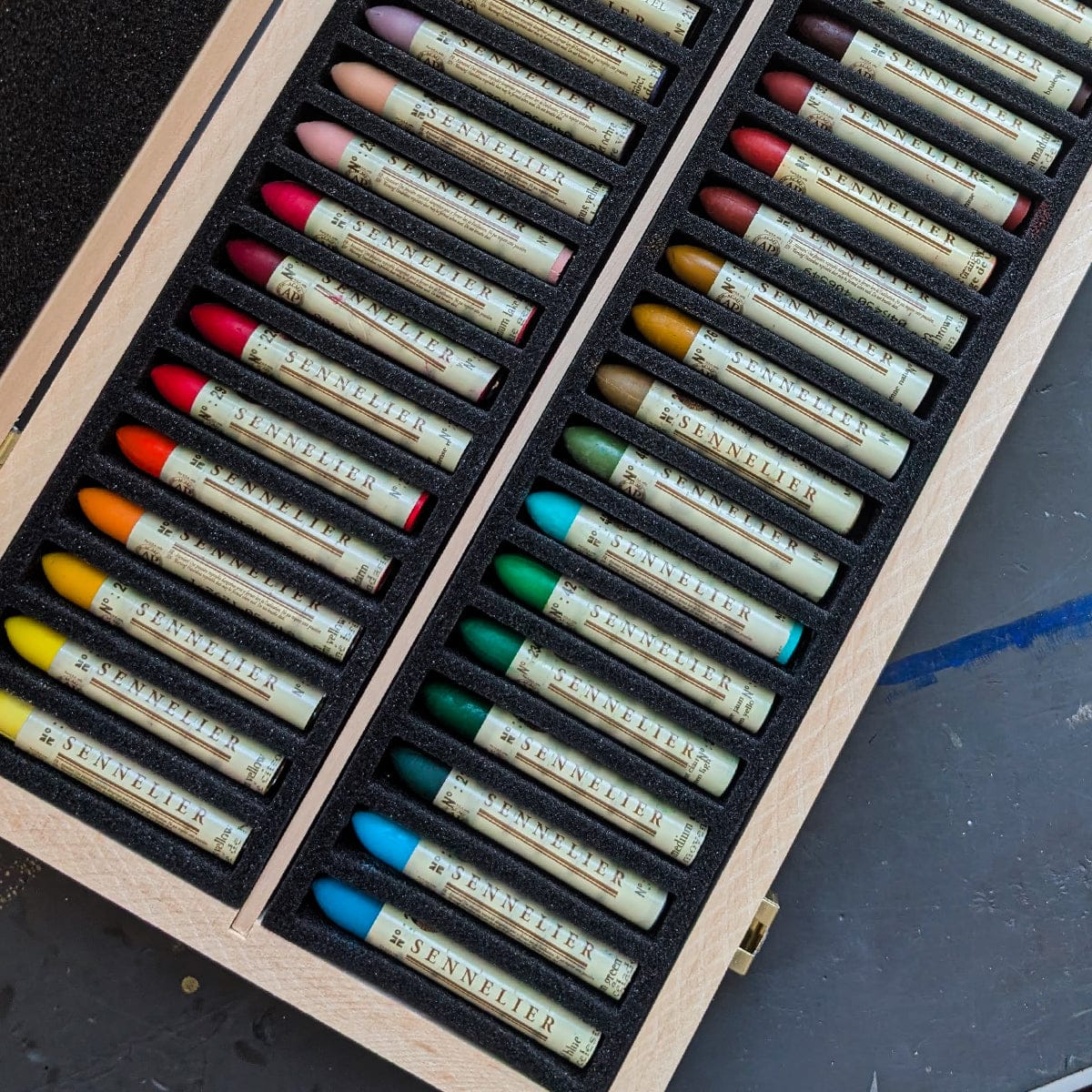 Sennelier Oil Pastel Set Sennelier - Oil Pastels - Wooden Box Set - 50 Colours