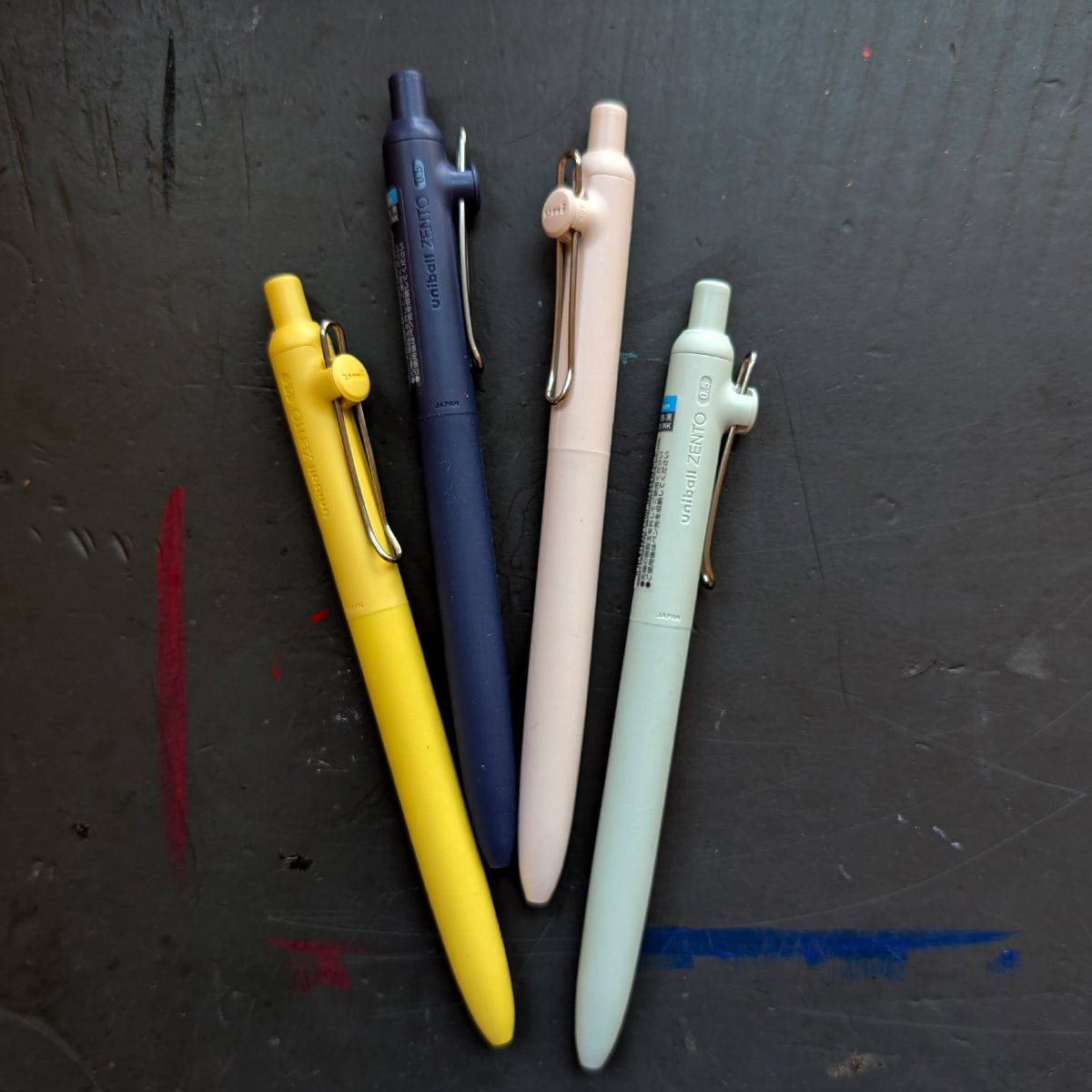 Uniball Ballpoint Pen Uniball - Zento Standard - Retractable 0.5mm Gel Pens