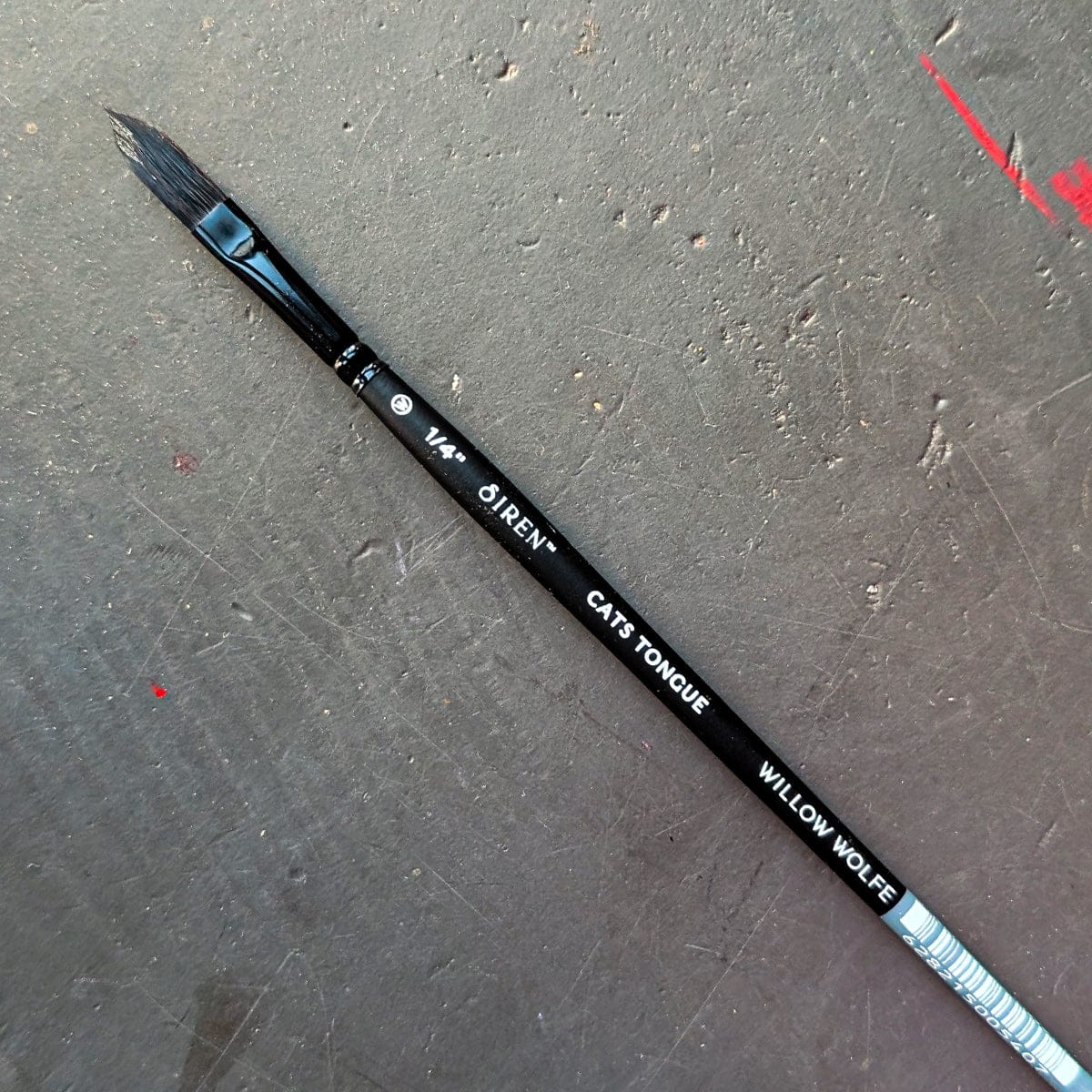 Willow Wolfe Synthetic Brush 1/4" Willow Wolfe - Siren Artist Brushes - Series 1100 - Cat's Tongues
