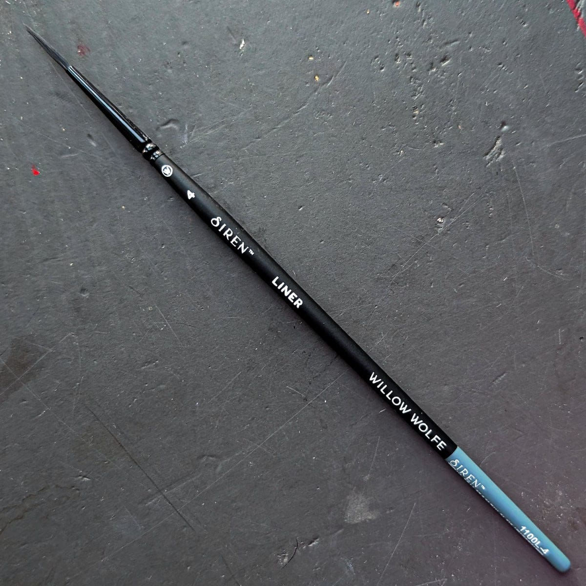 Willow Wolfe Synthetic Brush #4 Willow Wolfe - Siren Artist Brushes - Series 1100 - Liners