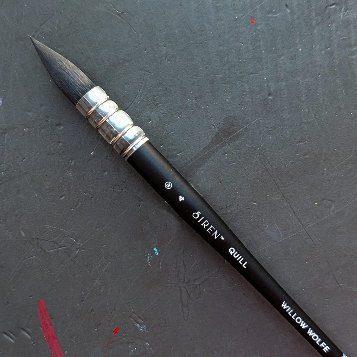 Willow Wolfe Synthetic Brush #4 Willow Wolfe - Siren Artist Brushes - Series 1100 - Quills