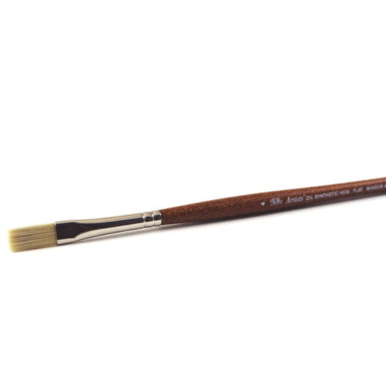 Gwartzman's Art Supplies Winsor & Newton - Artists' Oil Synthetic Hog Bristle -  Long Handle - Flat Brush #4 - item# 5010404
